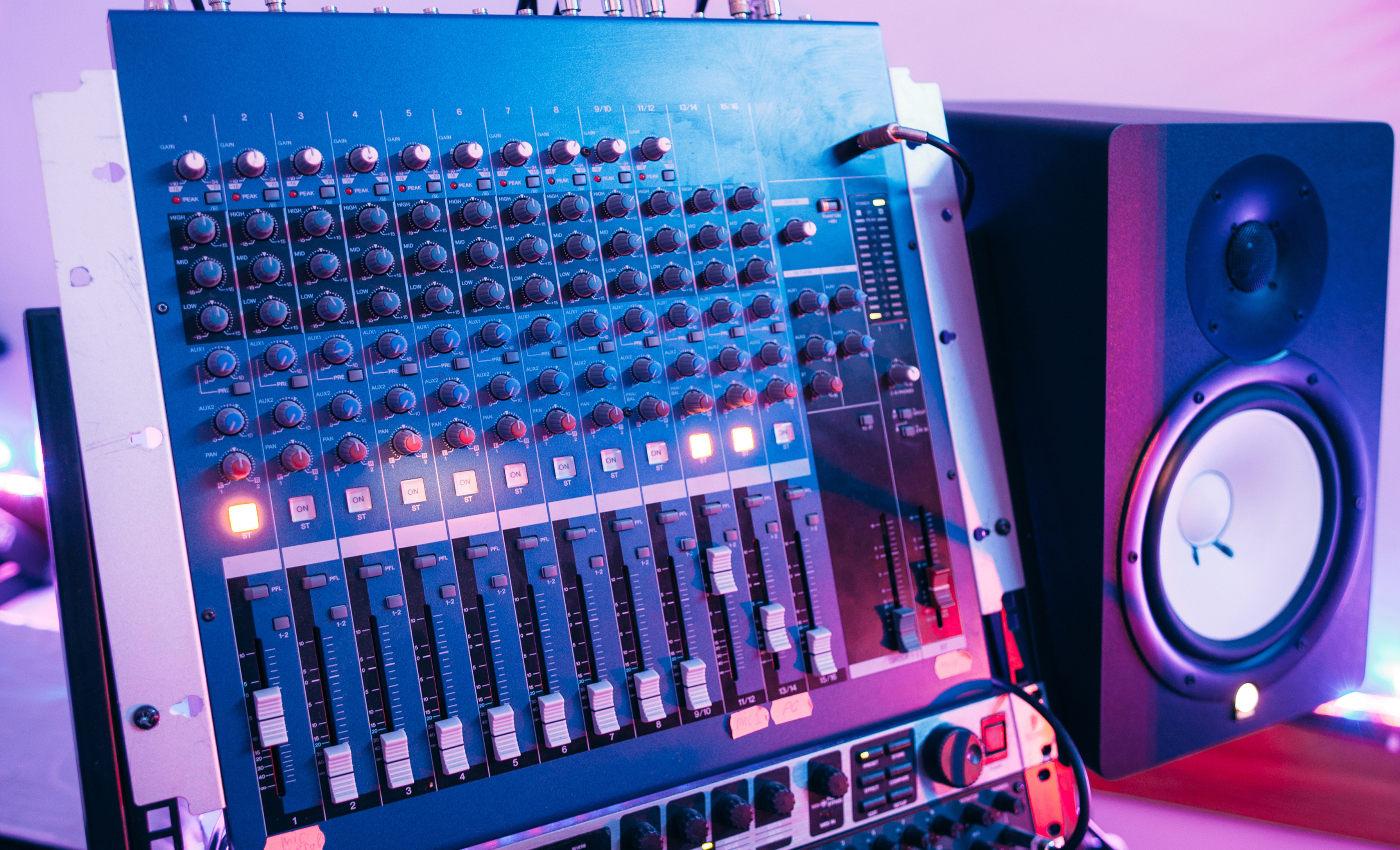 Our Service 4 COMMERCIAL AUDIO SYSTEM